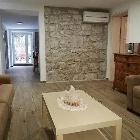 Lantina Apartment Betina (Sibenik-Knin)