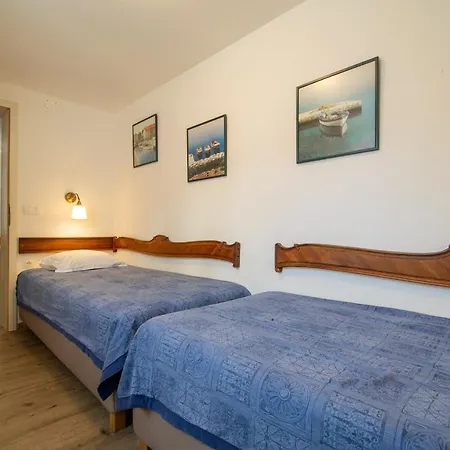 Lantina Betina (Sibenik-Knin)