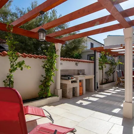 Lantina Apartment Betina (Sibenik-Knin)