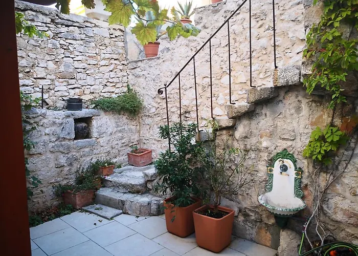 Lantina Apartamento *