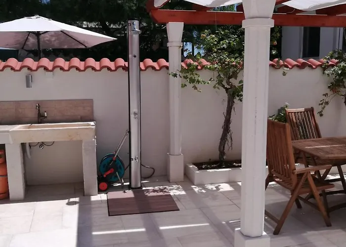 Lantina Apartamento Betina (Sibenik-Knin)