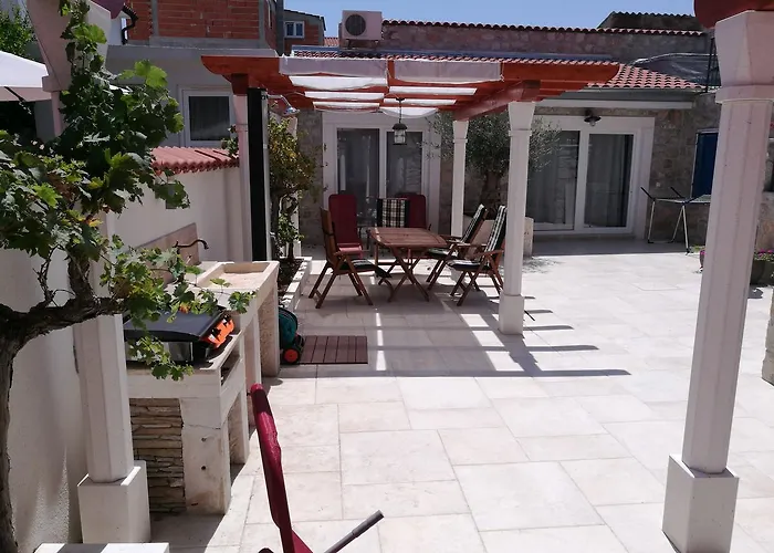 Lantina Betina (Sibenik-Knin)