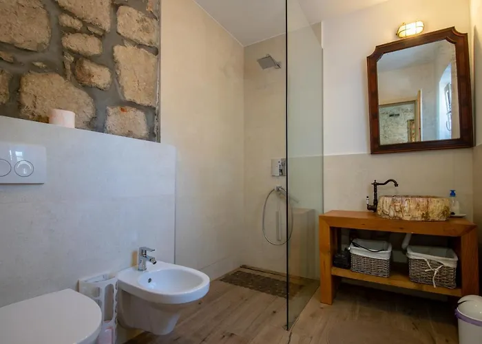 Lantina * Betina (Sibenik-Knin)